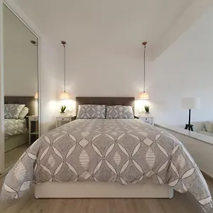 https://calle-juliana-miraflores-studio-la-cala-de-mijas.1costadelsol.com